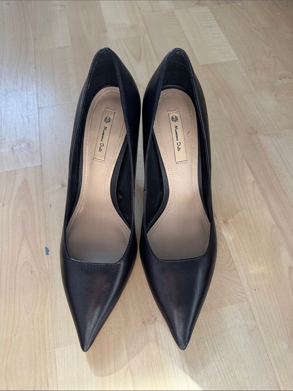 Massimo Dutti Black Pointed-Toe Leather Pumps